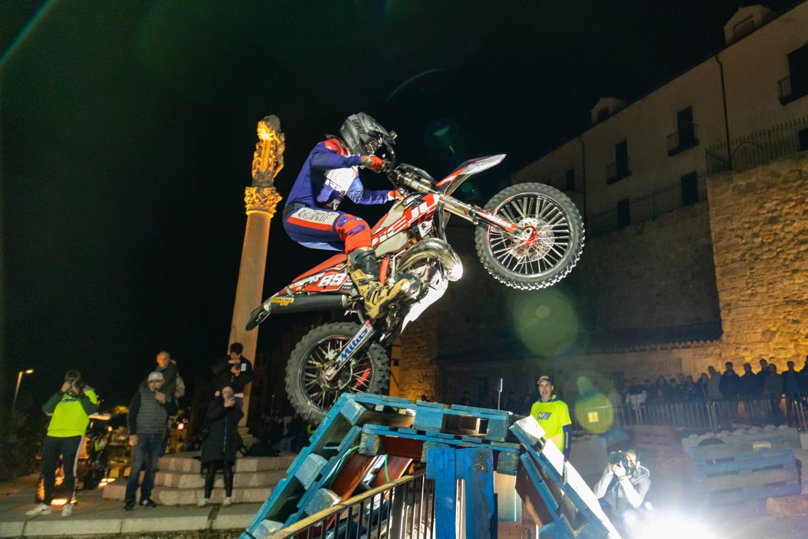 SuperEnduro de Salamanca. Victoria de Alfredo Gómez en la primera edición de la prueba salmantina 