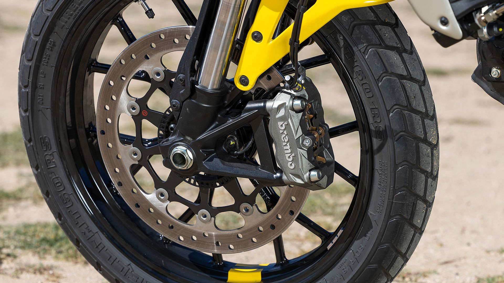 ducati scrambler icon 2024 detalles (1)