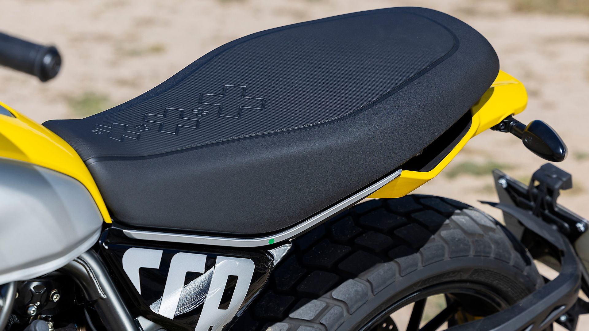 ducati scrambler icon 2024 detalles (8)