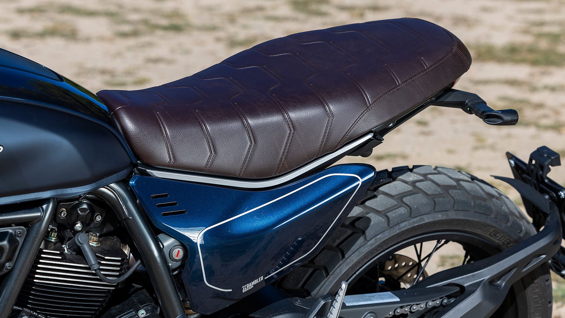 Ducati scrambler nighshift 2024 detalles (8)