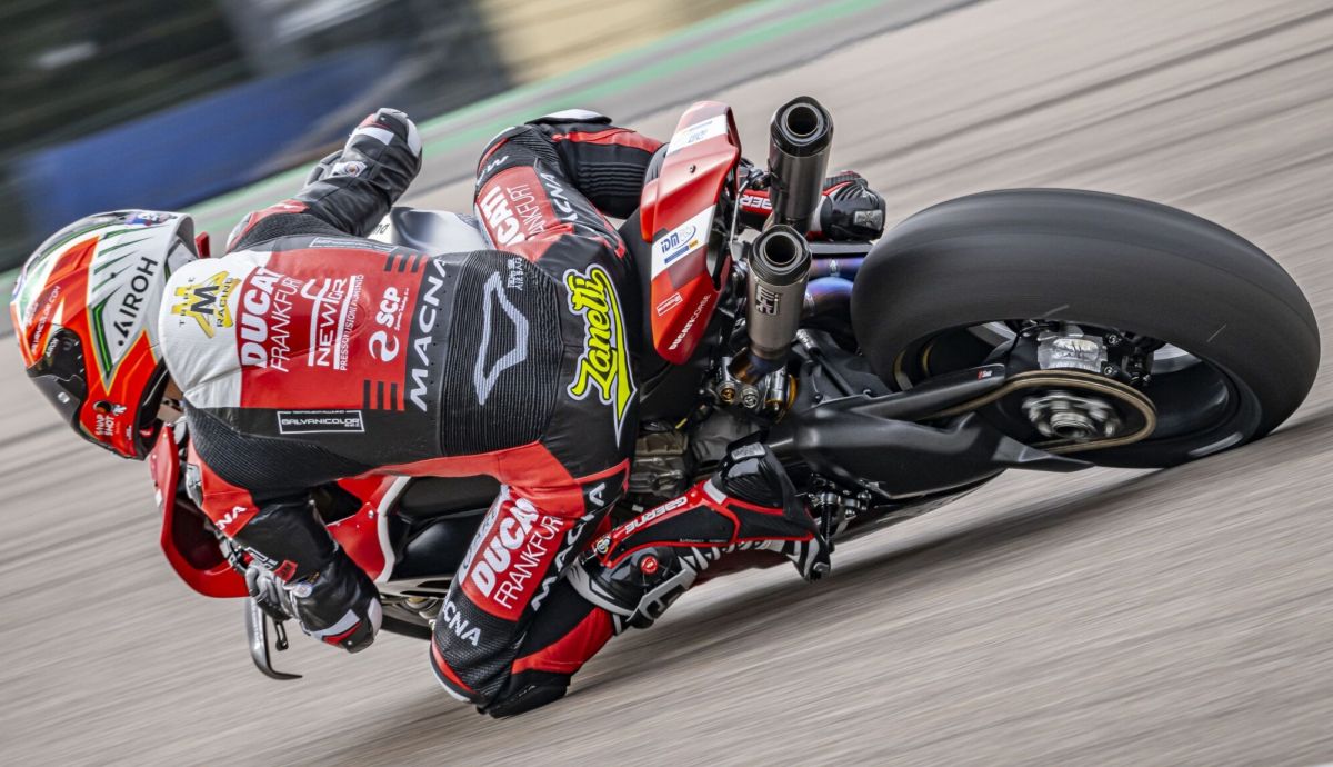Lorenzo Zanetti remontó con la Ducati para ganar la primera carrera del IDM 2024 Lorenzo Zanetti remontó con la Ducati para ganar la primera carrera del IDM 2024