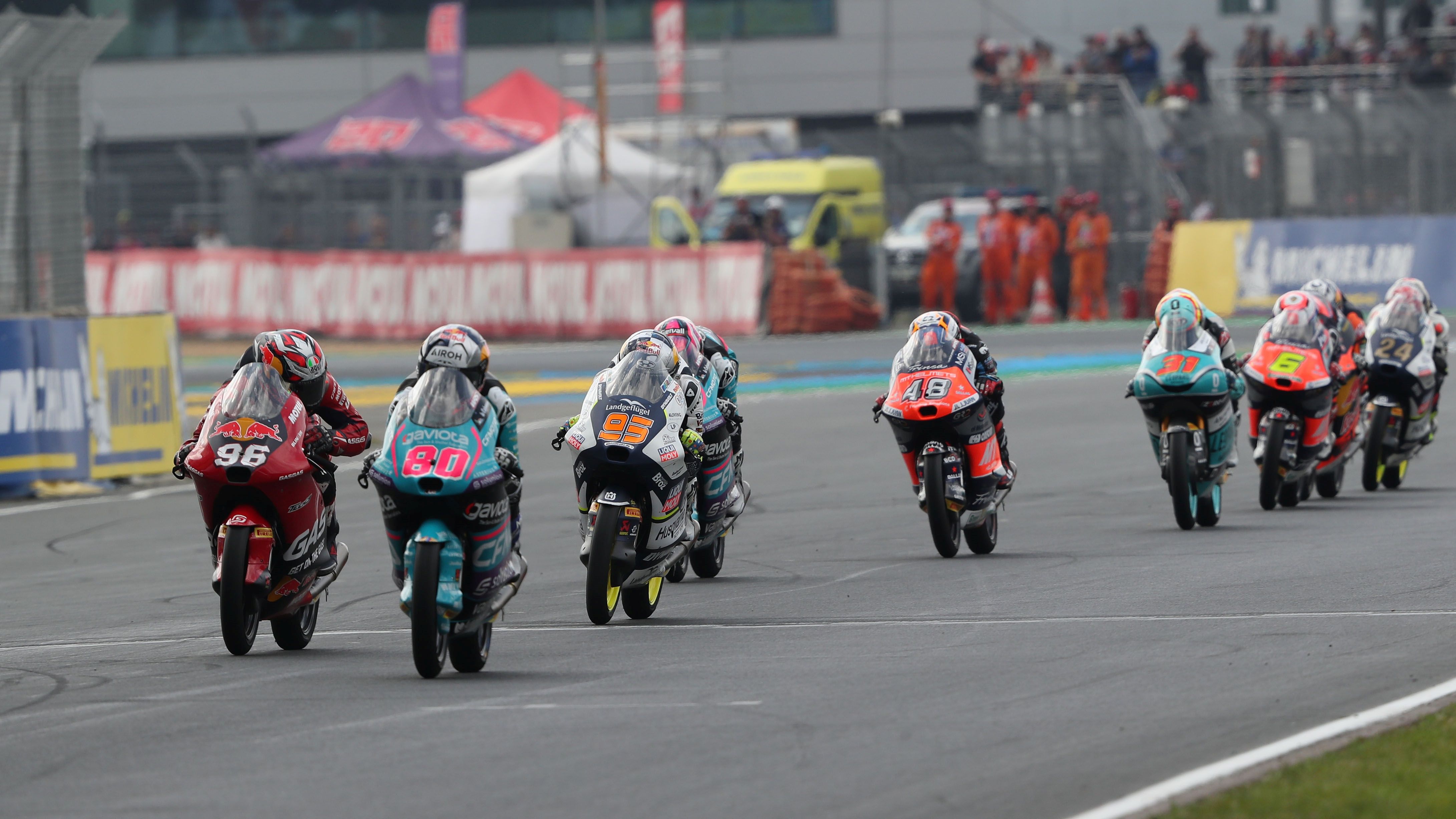 David Alonso se impone ante Dani Holgado, Collin Veijer y Joel Esteban, Moto3 Francia 2024