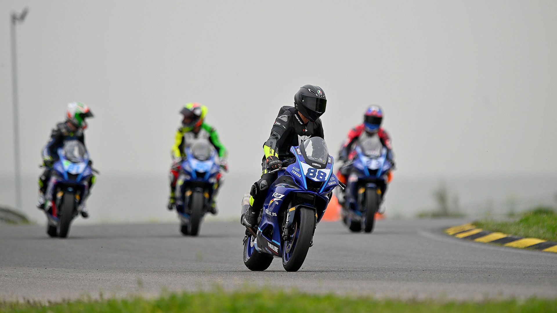 Yamaha R7 Copa 2024 Jarama (15)