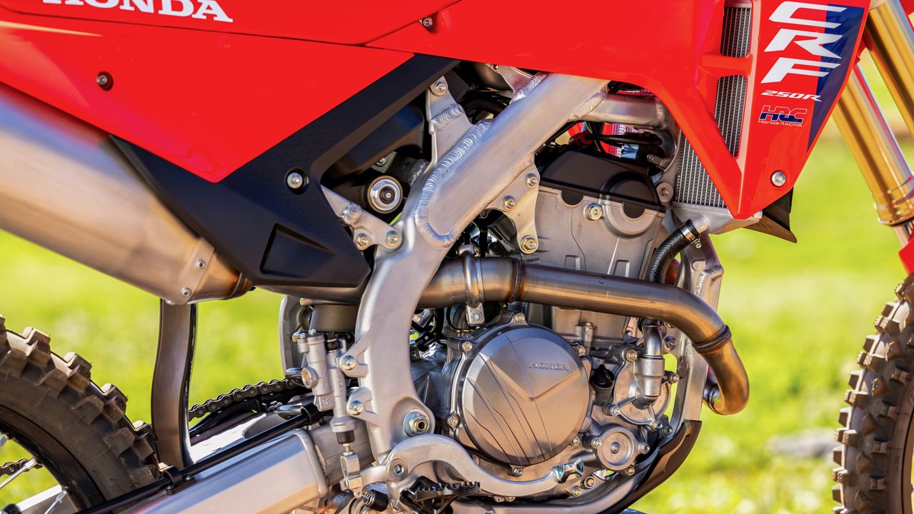 Honda CRF250R 2025 (16)