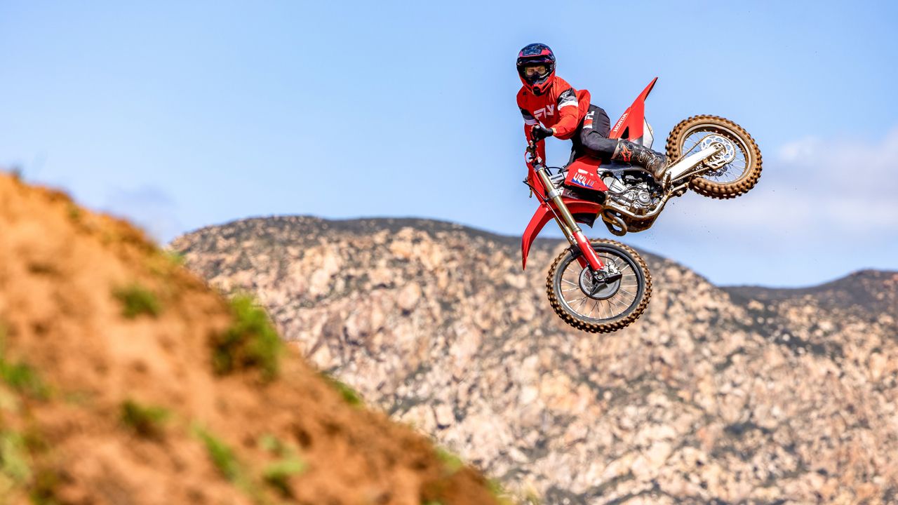 Honda CRF450R 2025 (12)