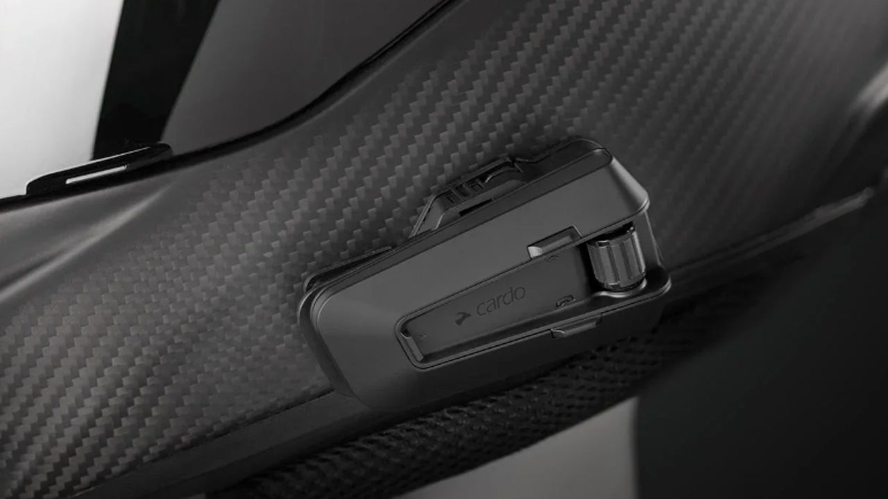 Cardo PackTalk Pro (1)