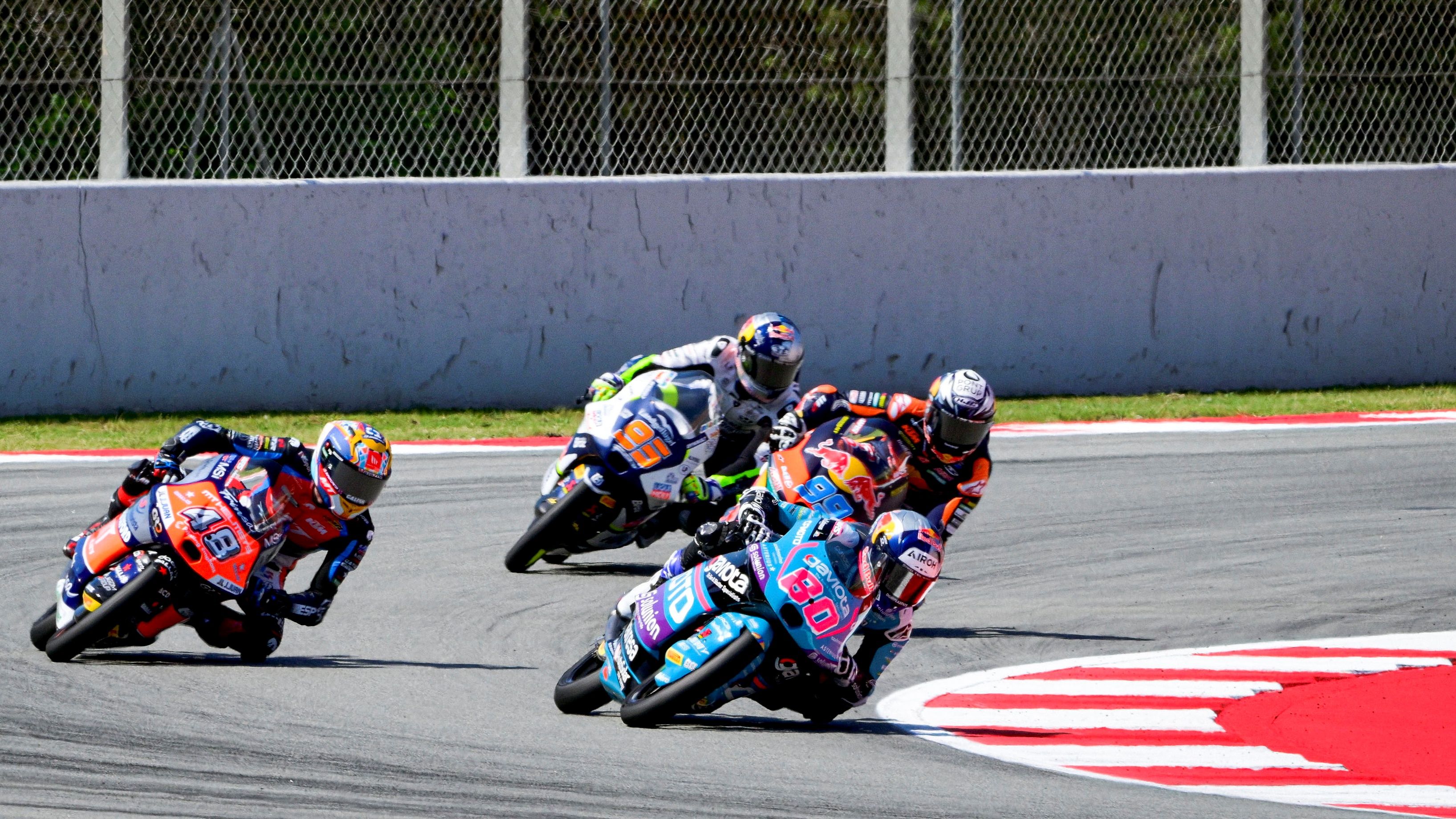 David Alonso seguido por Iván Ortolá, José Antonio Rueda y Collin Veijer, Moto3 Catalunya 2024