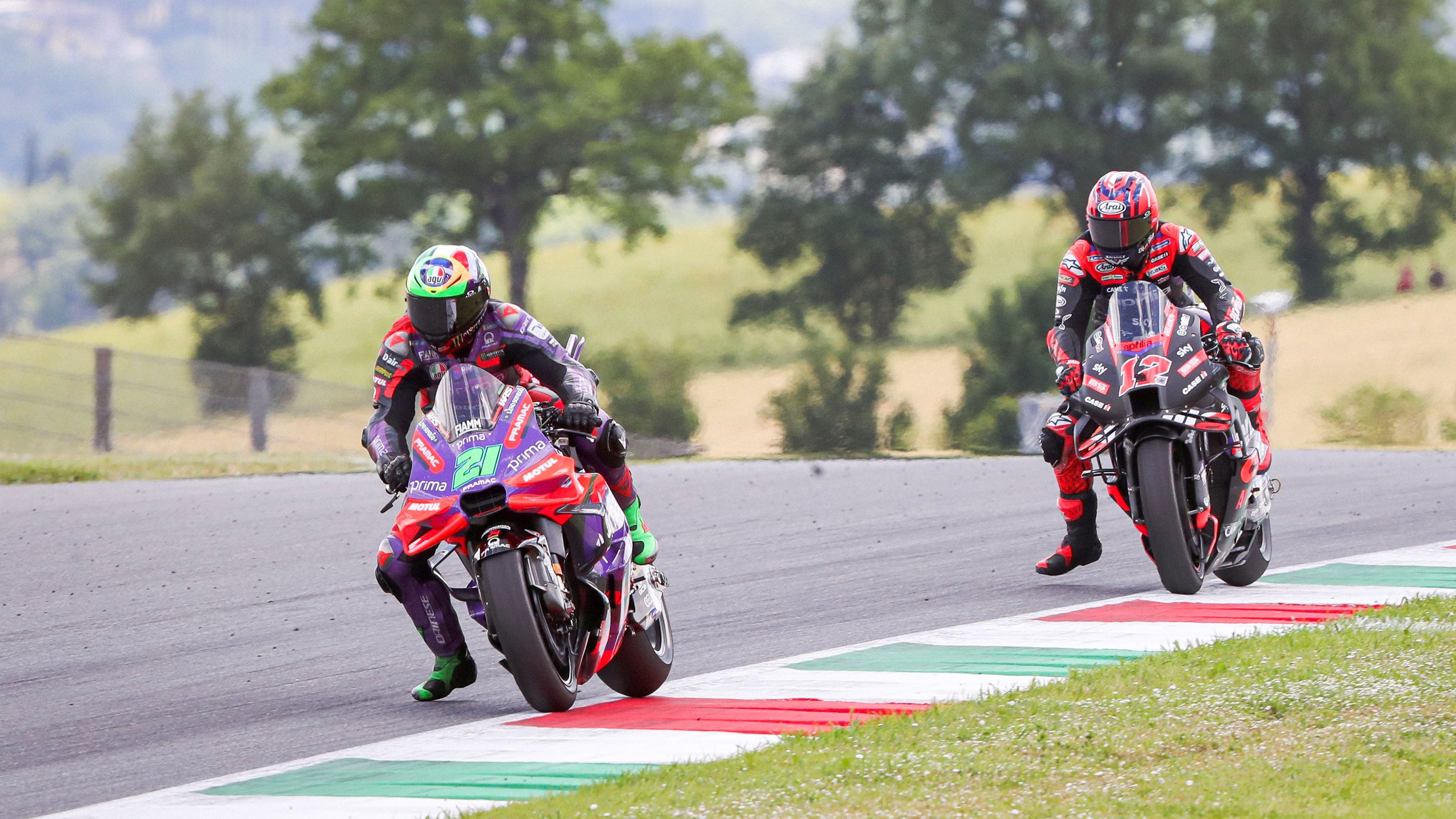 Franco Morbidelli seguido por Maverick Viñales, MotoGP Italia 2024