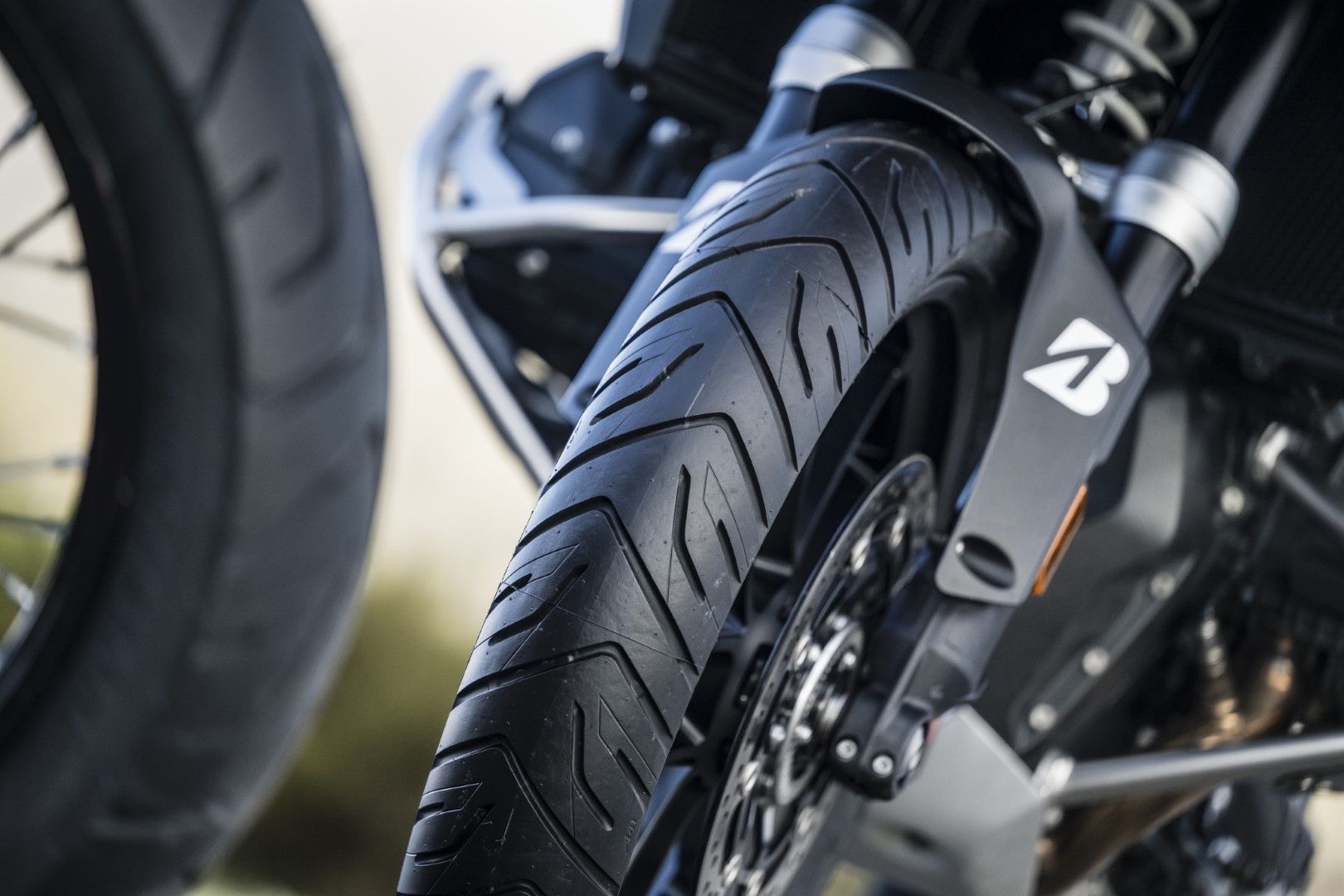Fotos Gama Bridgestone Battlax Adventure 41