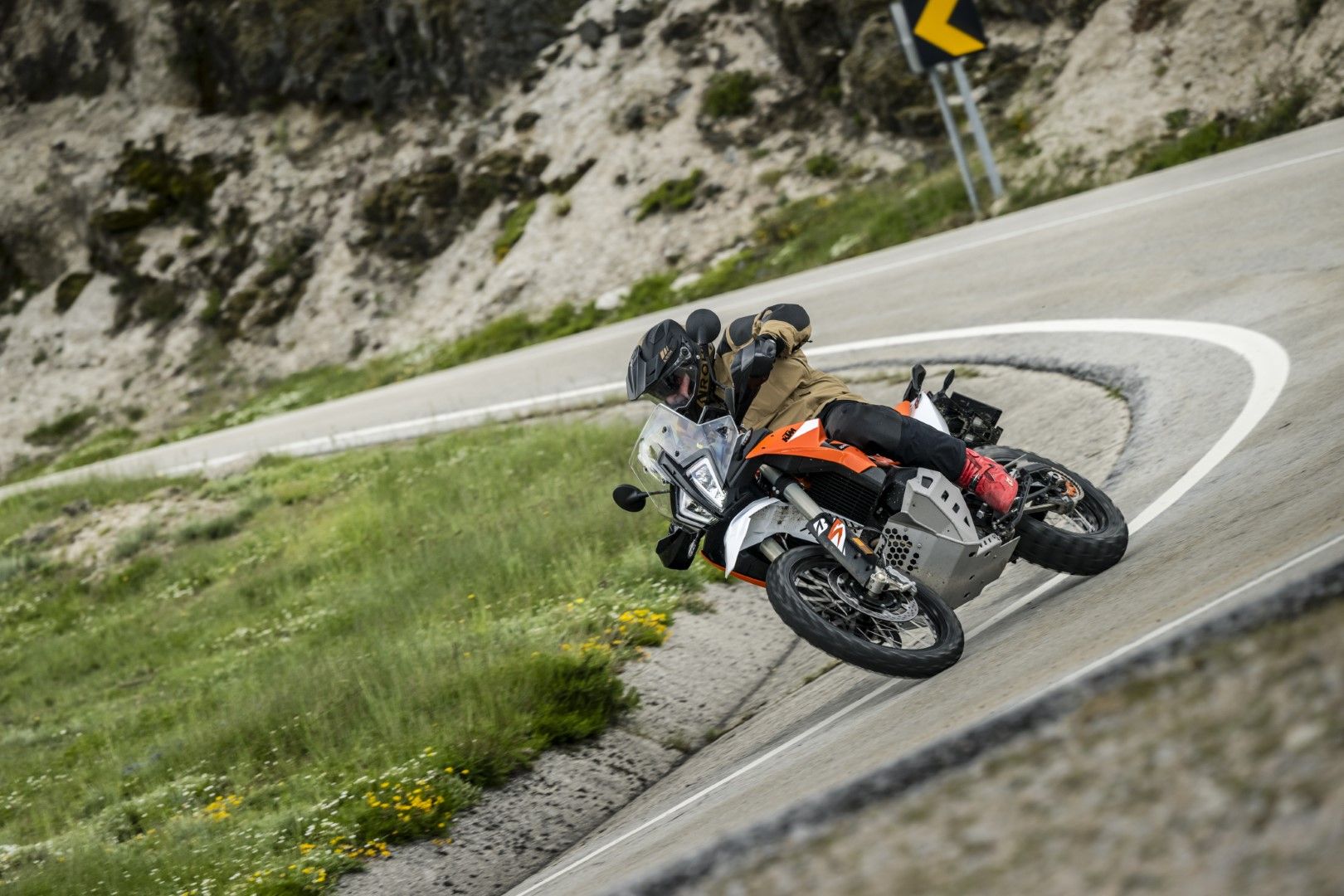 Fotos Gama Bridgestone Battlax Adventure 41