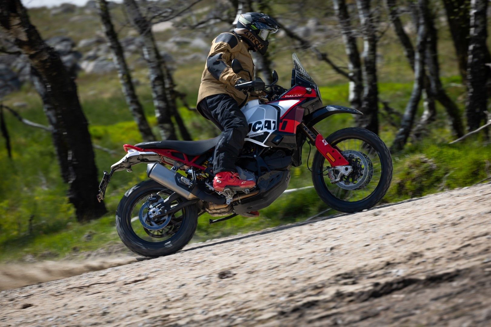 Fotos Gama Bridgestone Battlax Adventure 41