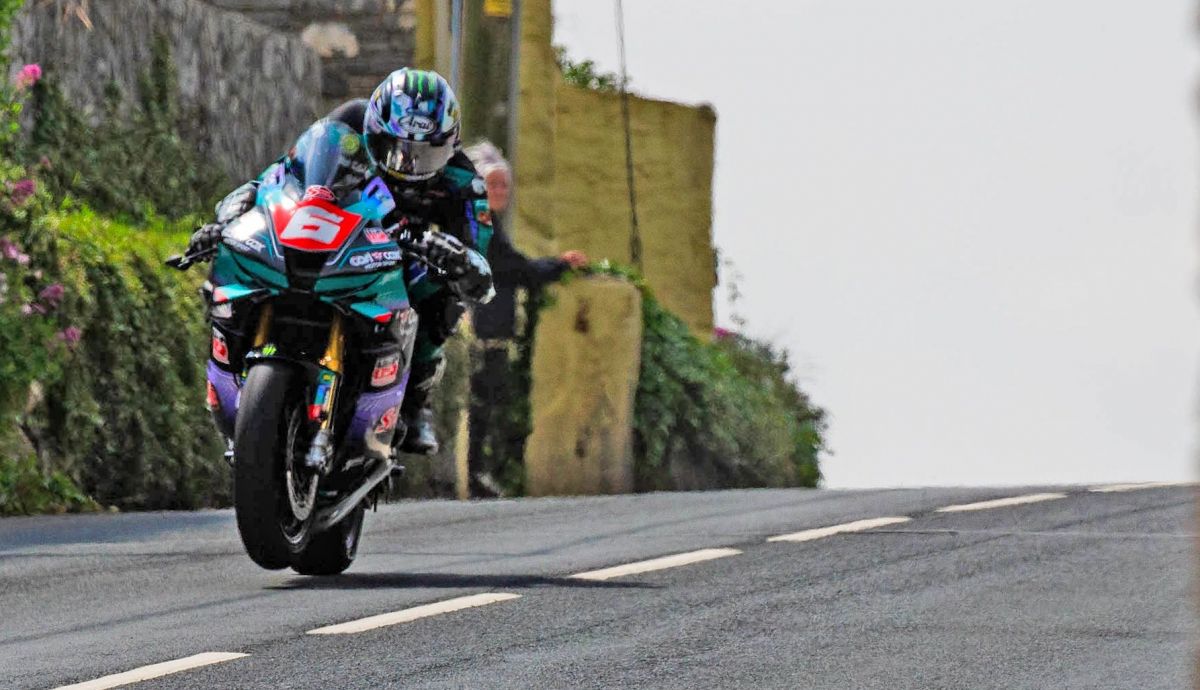 Michael Dunlop añade un podio más a su impresionante colección