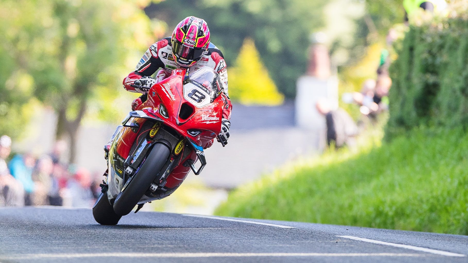 Davey Todd es el ganador del Senior TT de la Isla de Man 2024