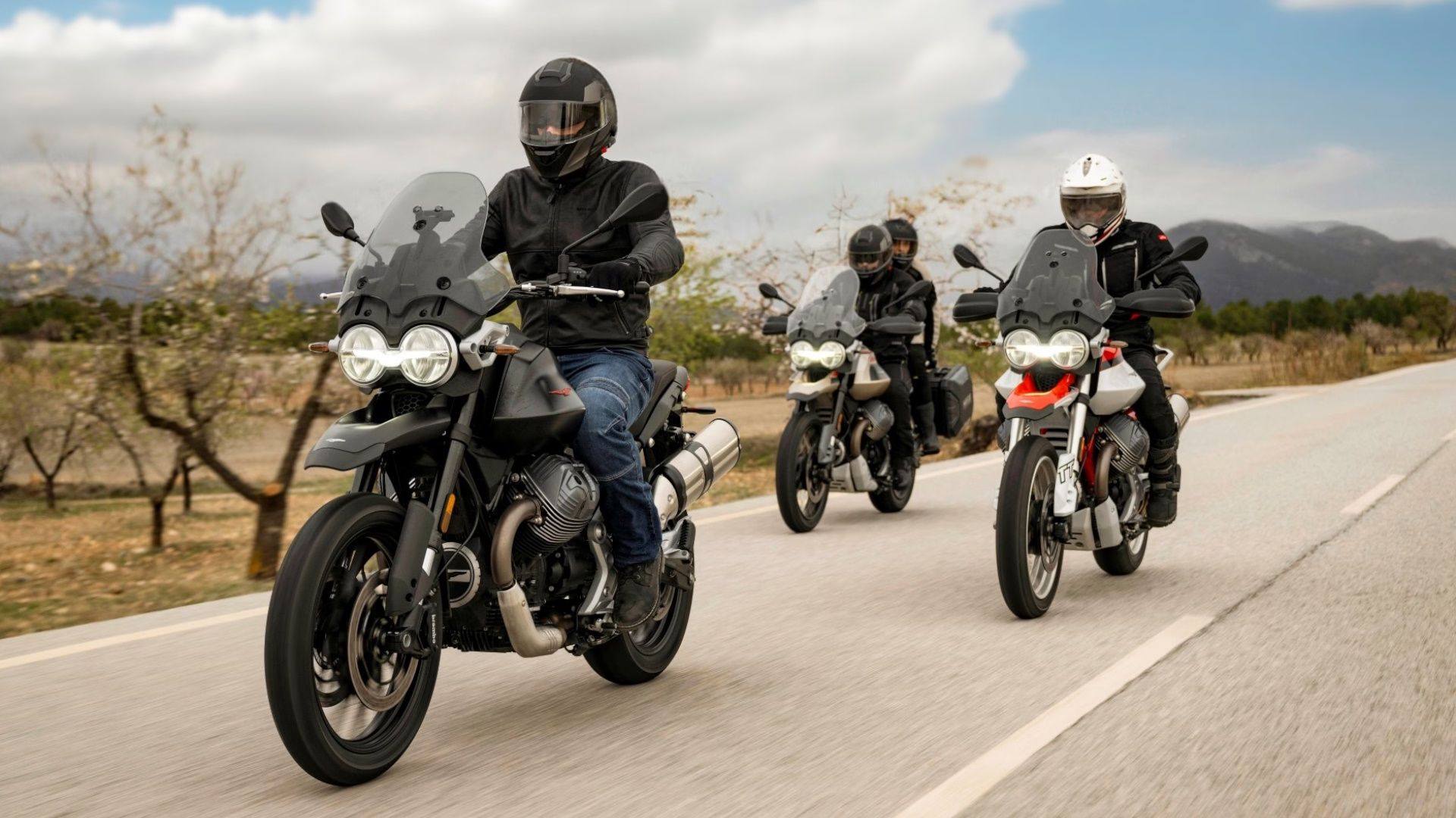 Moto Guzzi V85, una trail con personalidad propia y tres interpretaciones