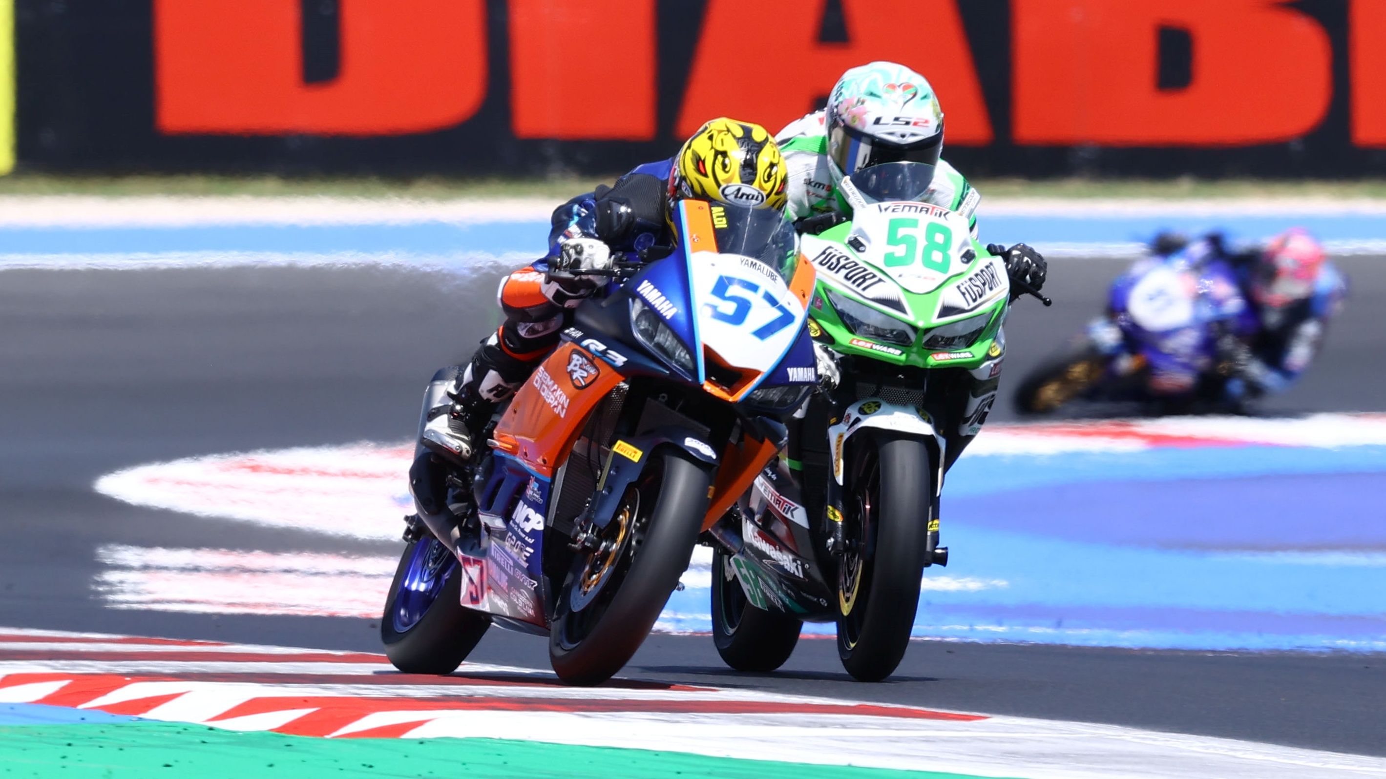Aldi Satya Mahendra e Íñigo Iglesias en Misano