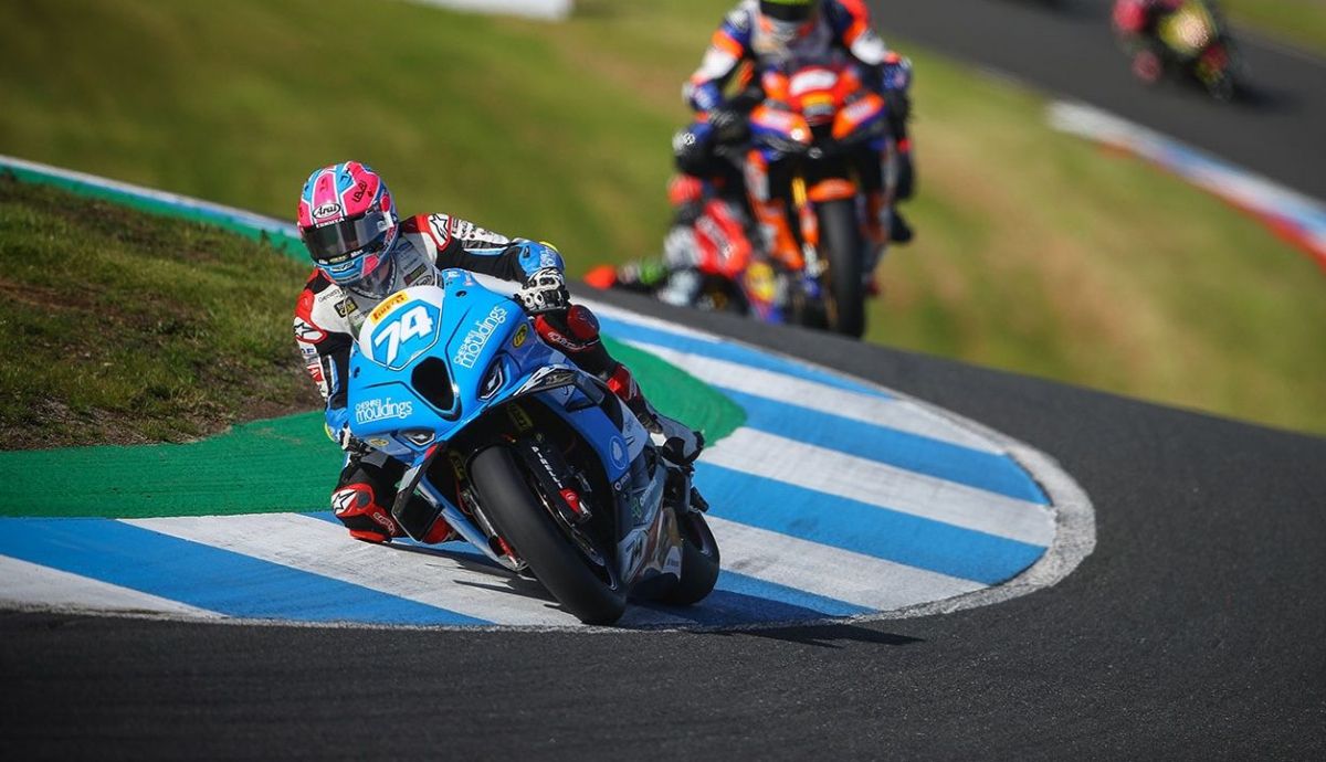 Davey Todd domina Superstock con 97 puntos de 100 posibles