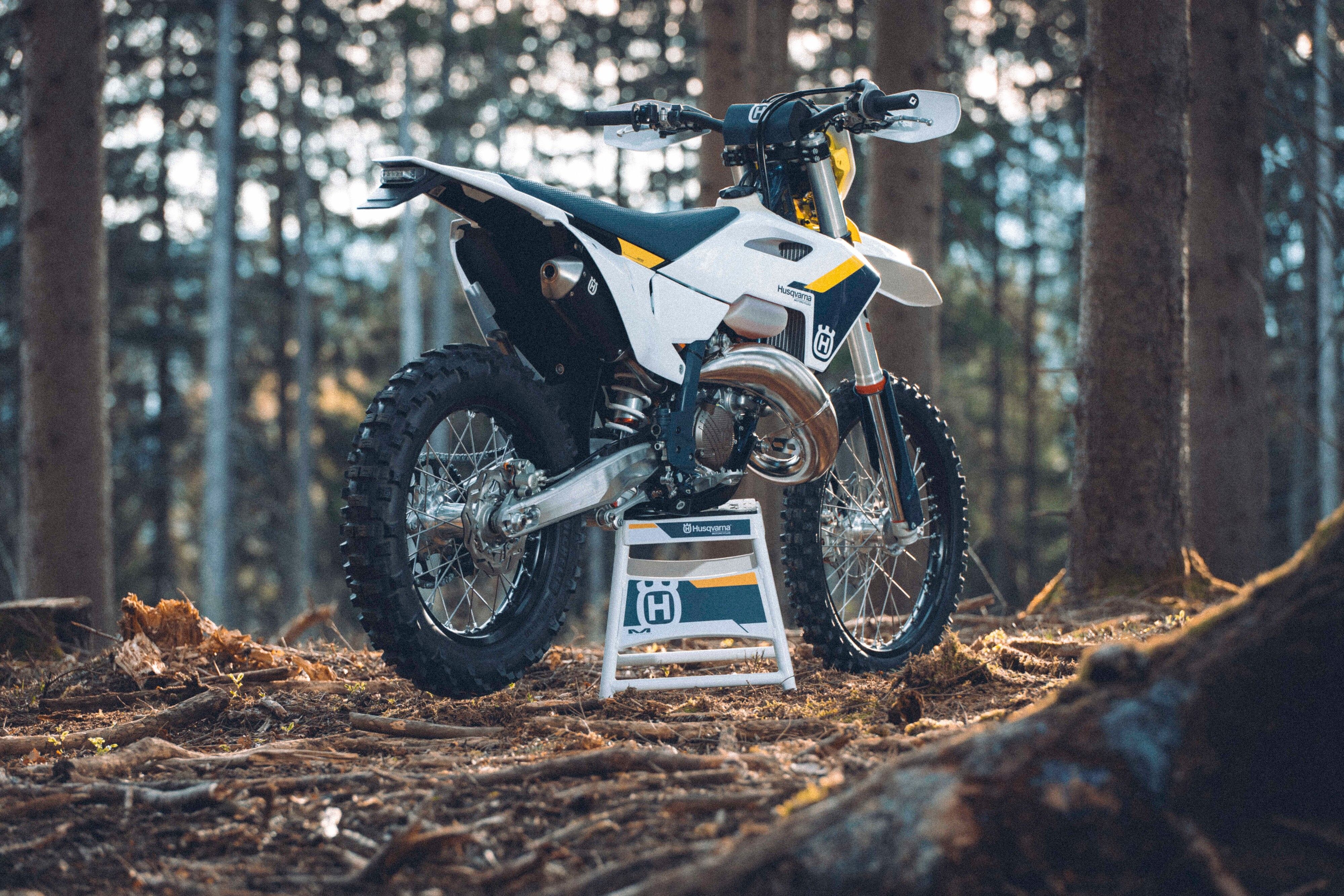 TE 125 2025 Static (9)