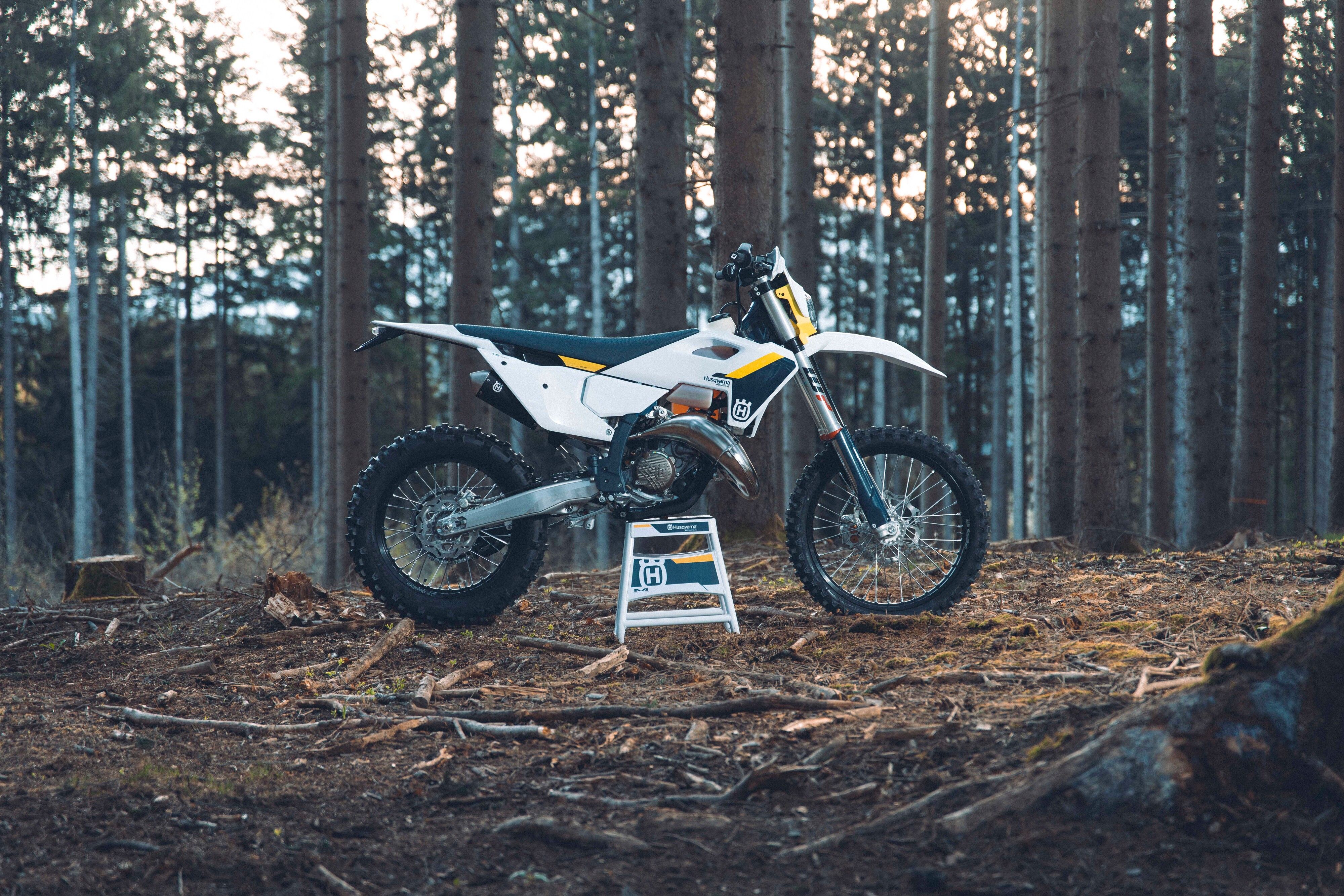 TE 125 2025 Static (10)