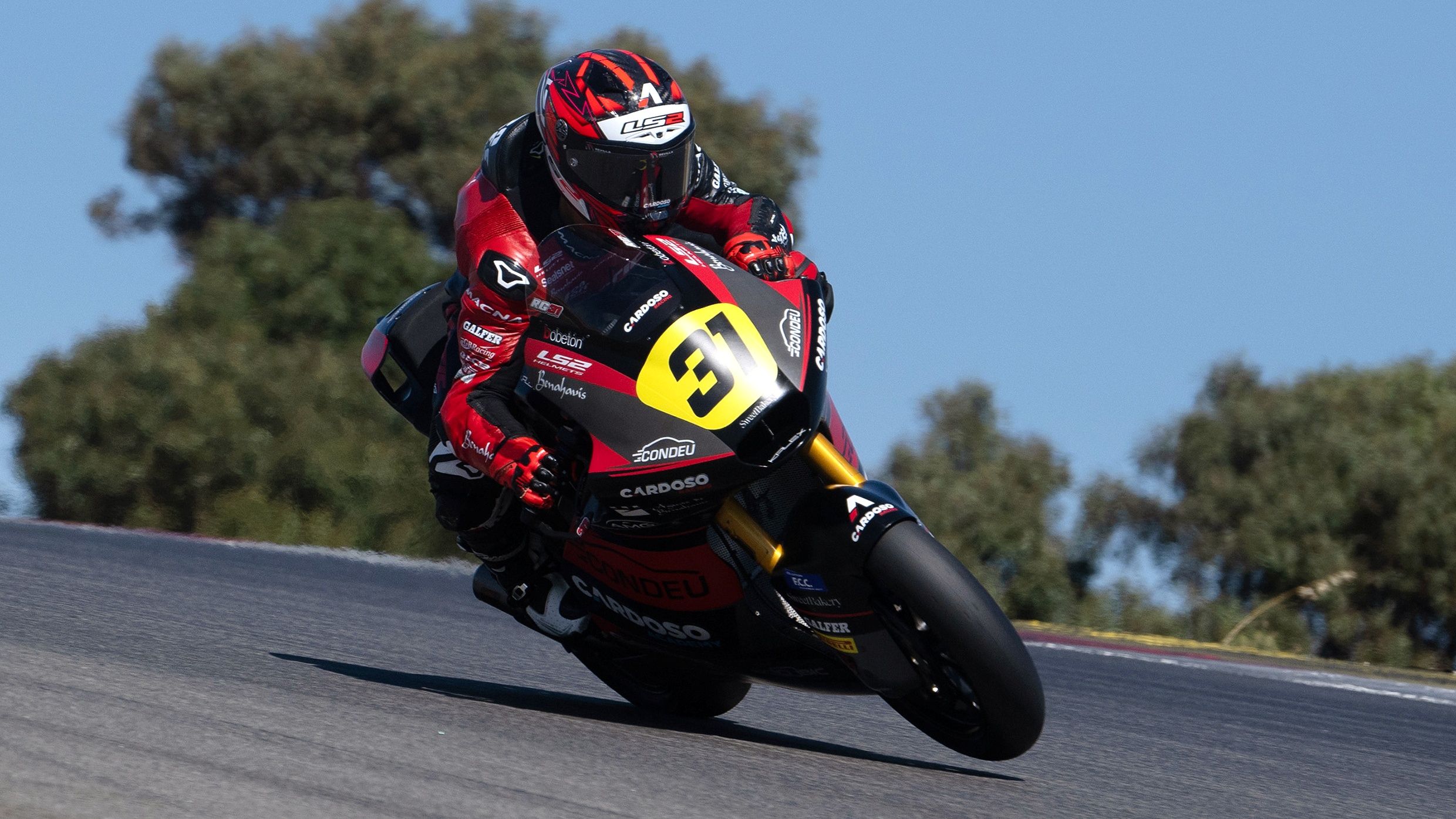 Roberto García ha cuajado un fin de semana perfecto en Portimao