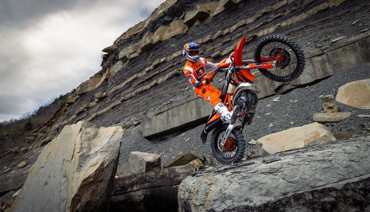 2025 KTM 300 EXC HARDENDURO