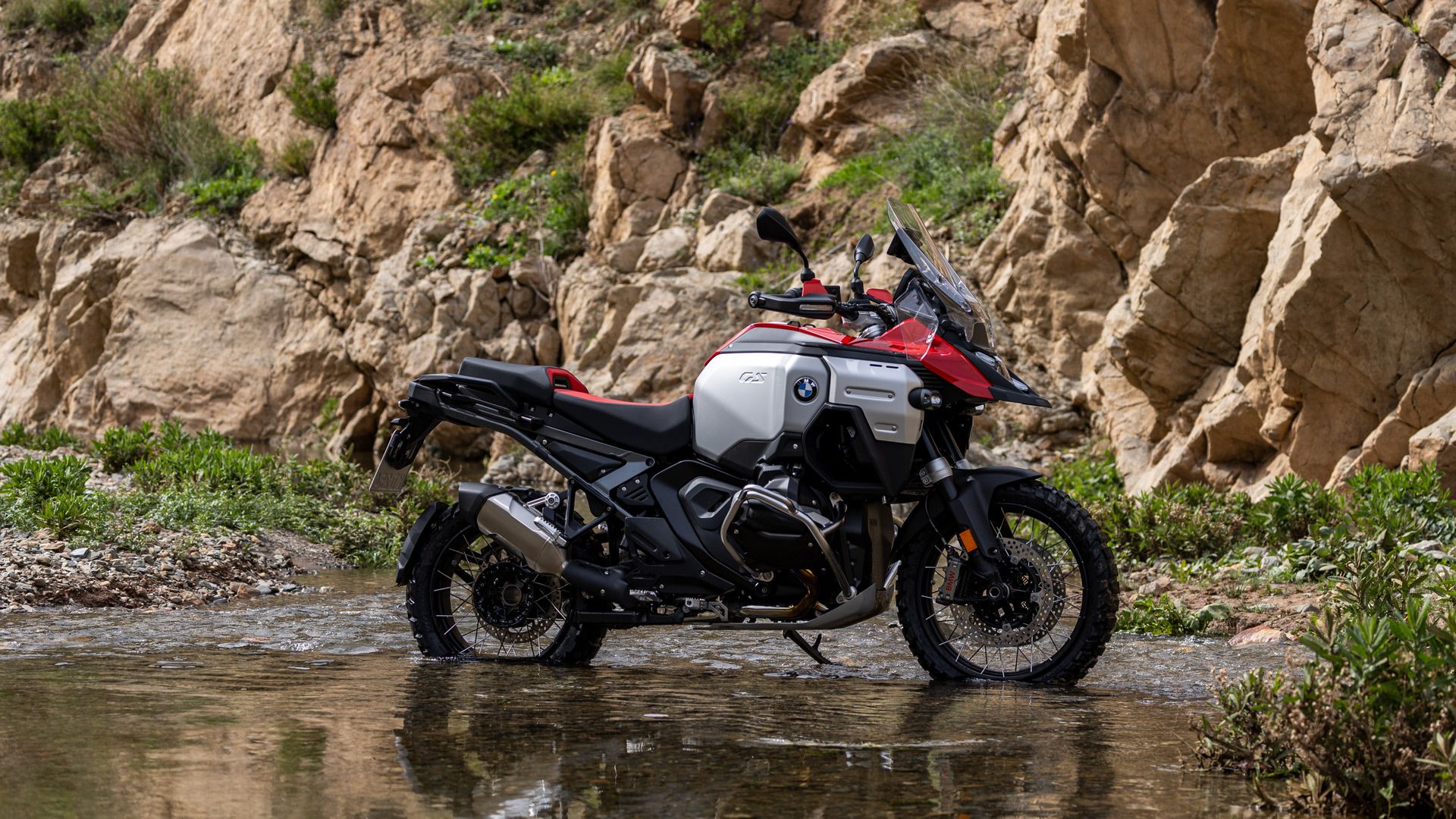 BMW R 1300 GS Adventure 2025 Estatica (2)
