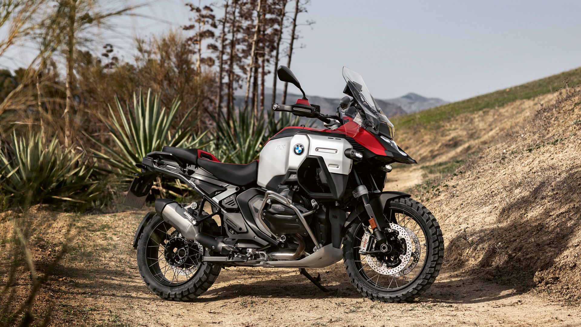 BMW R 1300 GS Adventure 2025 Estatica (5)