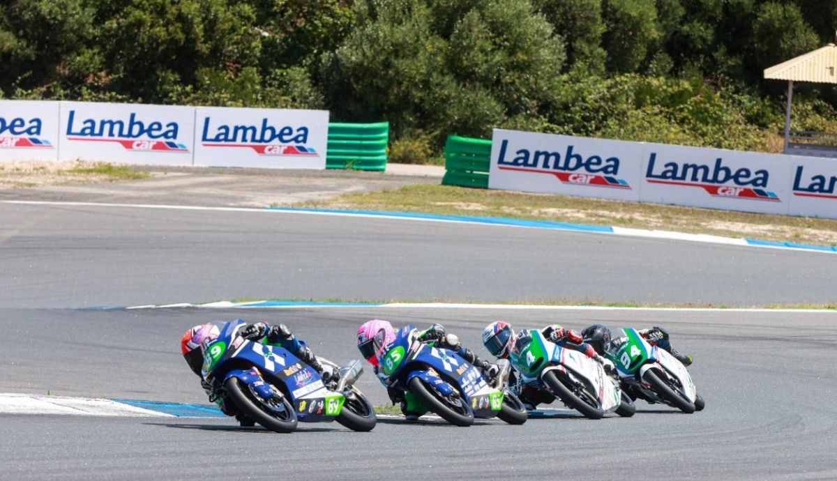Eric Ruz, Enzo Zaragoza, Ifran Qabil y Eneko Osorio en Moto4