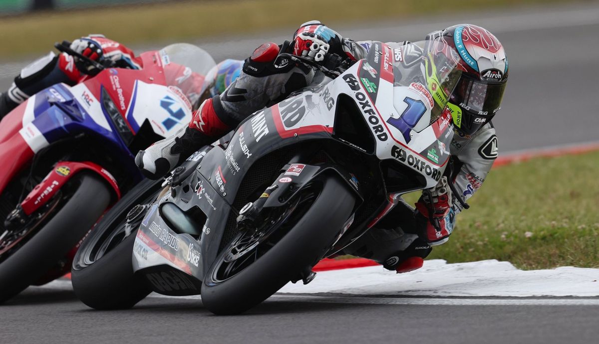 Ben Currie lidera Supersport ante Jack Kennedy Ben Currie lidera Supersport ante Jack Kennedy