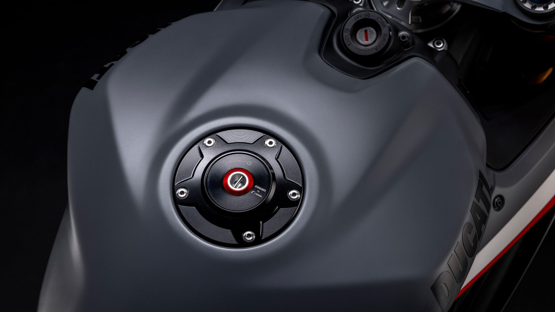 Ducati Panigale V2 Final Edition 2025 Detalles (11)
