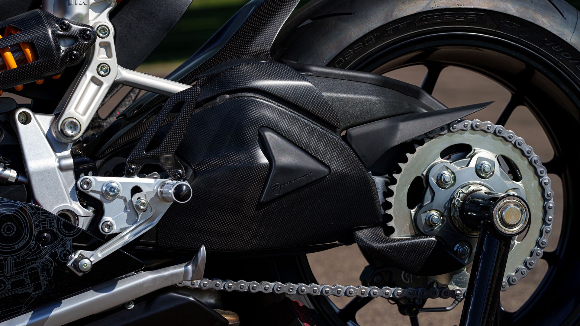 Ducati Panigale V2 Final Edition 2025 Detalles (17)