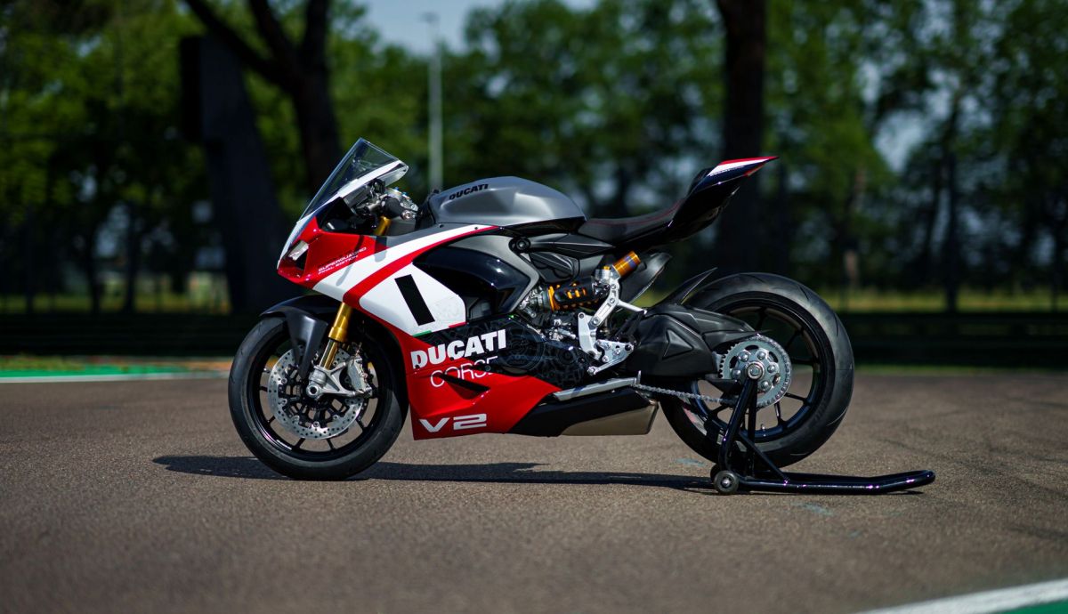 Ducati Panigale V2 Final Edition 2025 Estatica (4) Ducati Panigale V2 Final Edition 2025 Estatica (4)