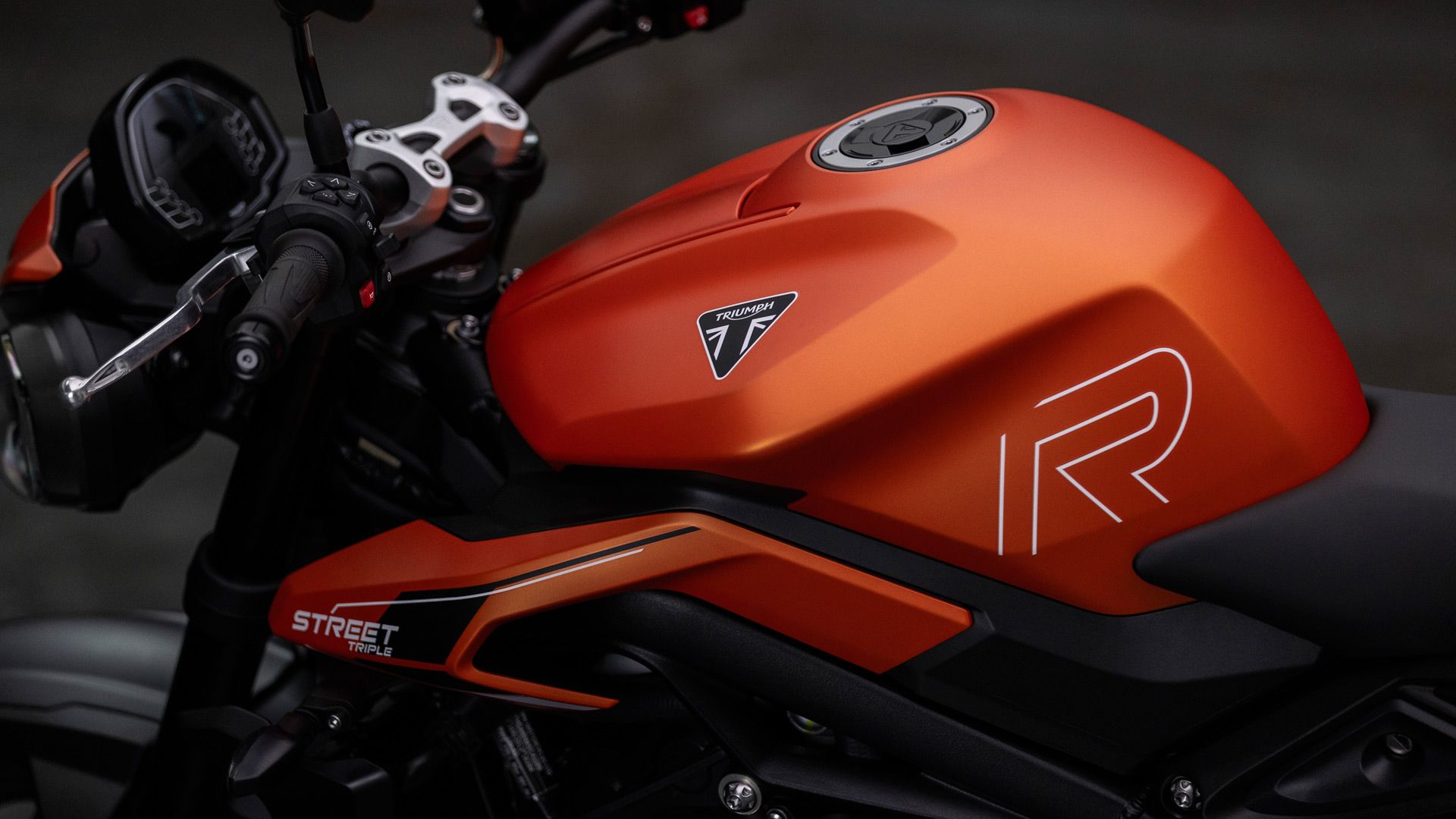 Triumph Street Triple 765 R A2 2025 Detalles (2)