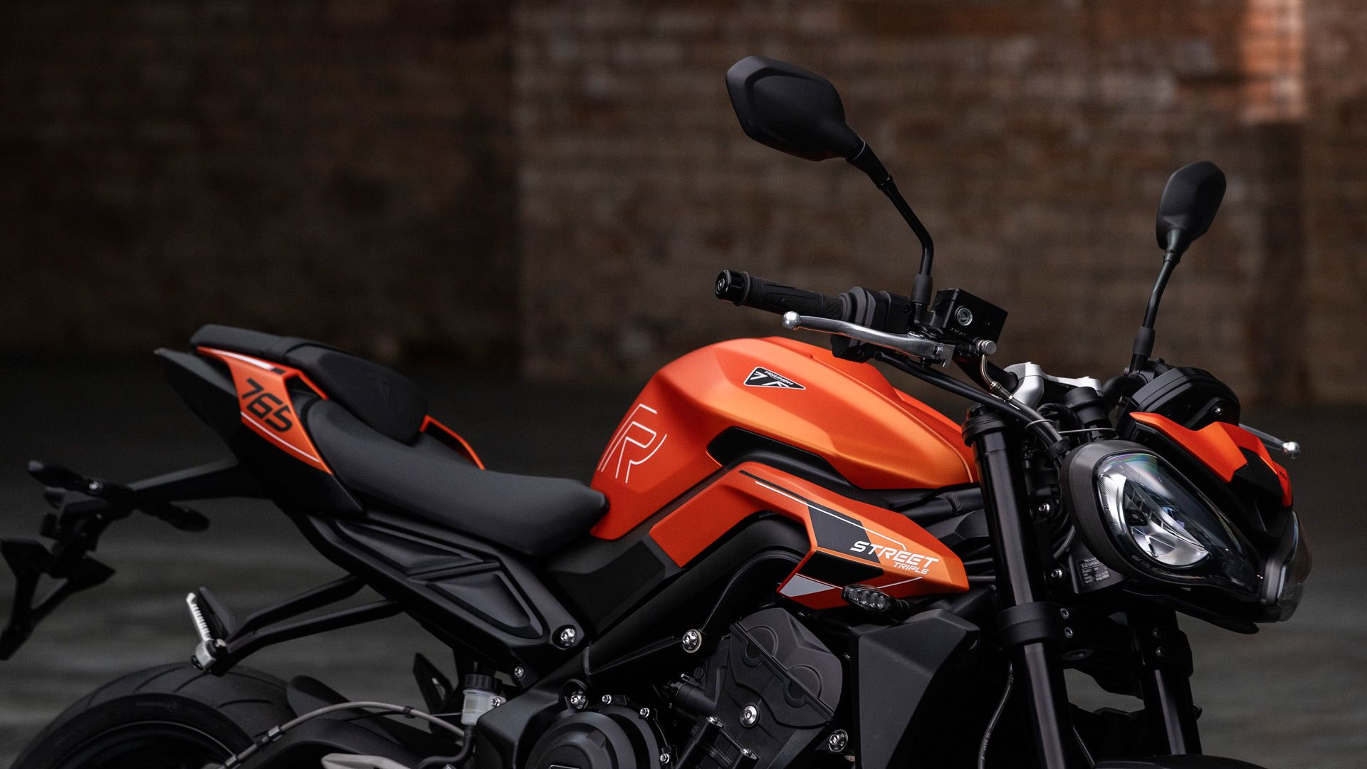 Triumph Street Triple 765 R A2 2025 Detalles (7)