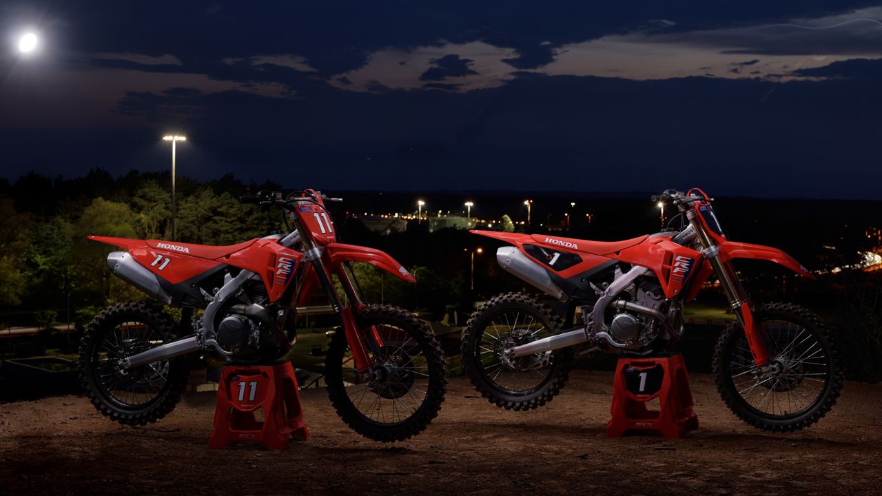 Honda CRF450R y CRF250R 2025