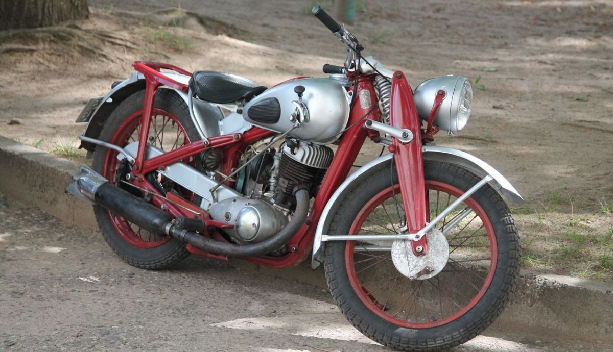 Diferencias entre una moto histórica y una clásica