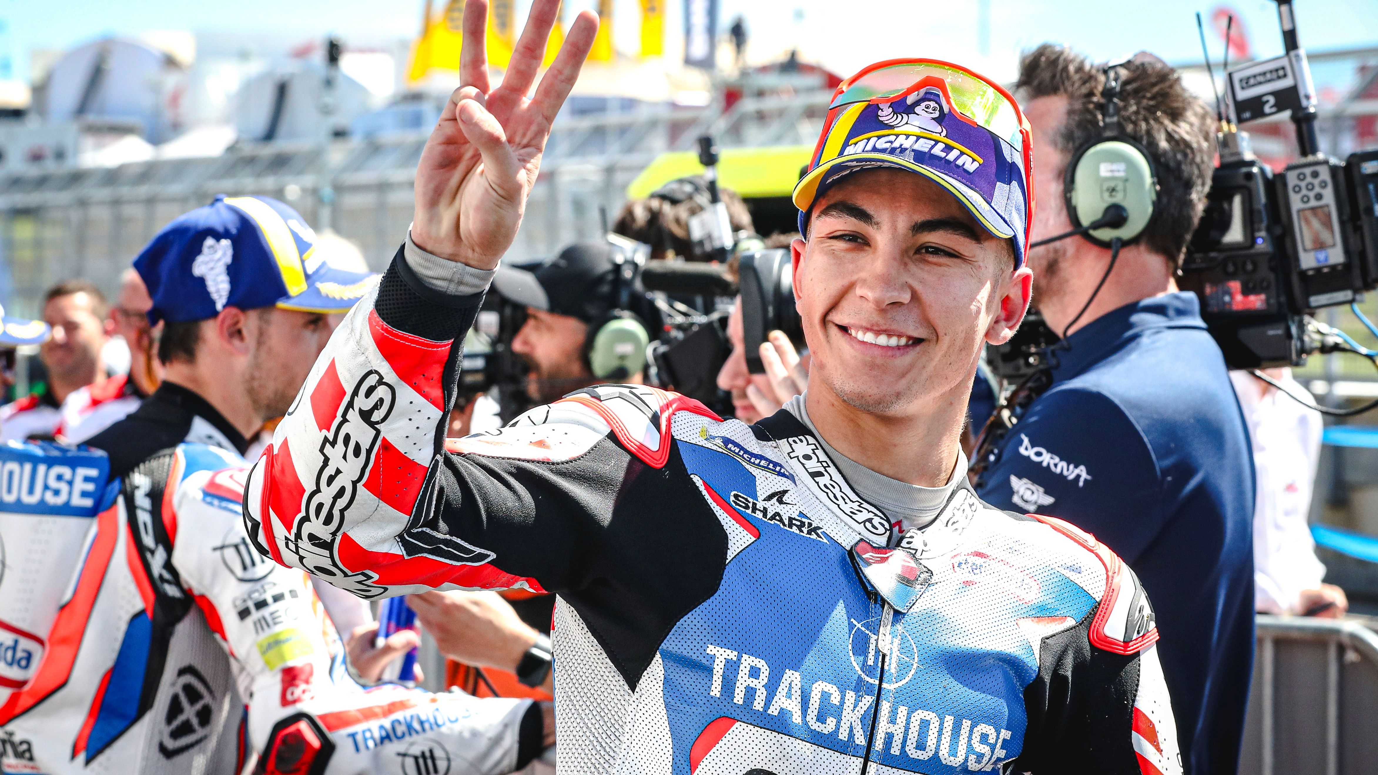 Raúl Fernández renueva con el Trackhouse para llevar una Aprilia de fábrica hasta MotoGP 2026