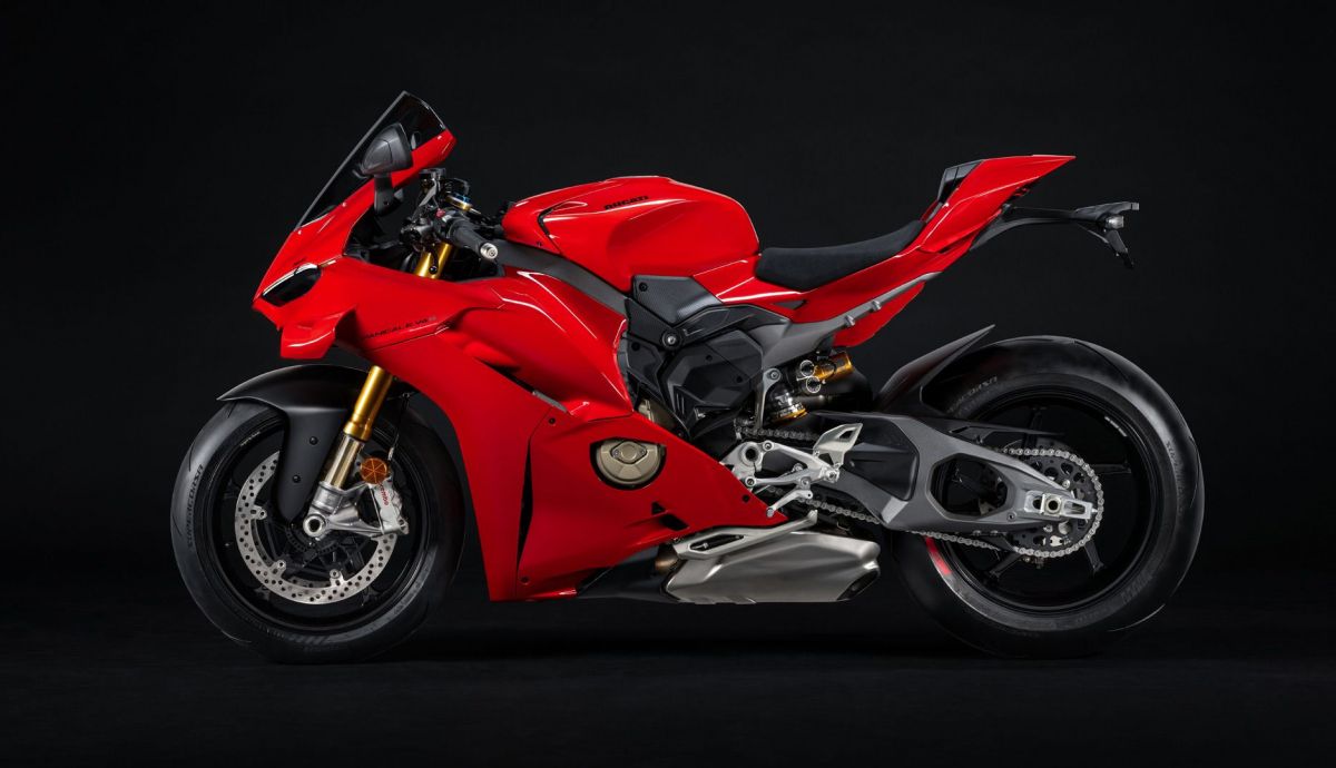 Ducati Panigale V4S 2025 Estudio (3)