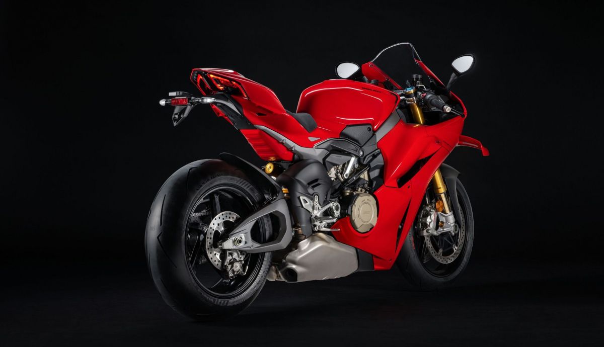 Ducati Panigale V4S 2025 Estudio (2)