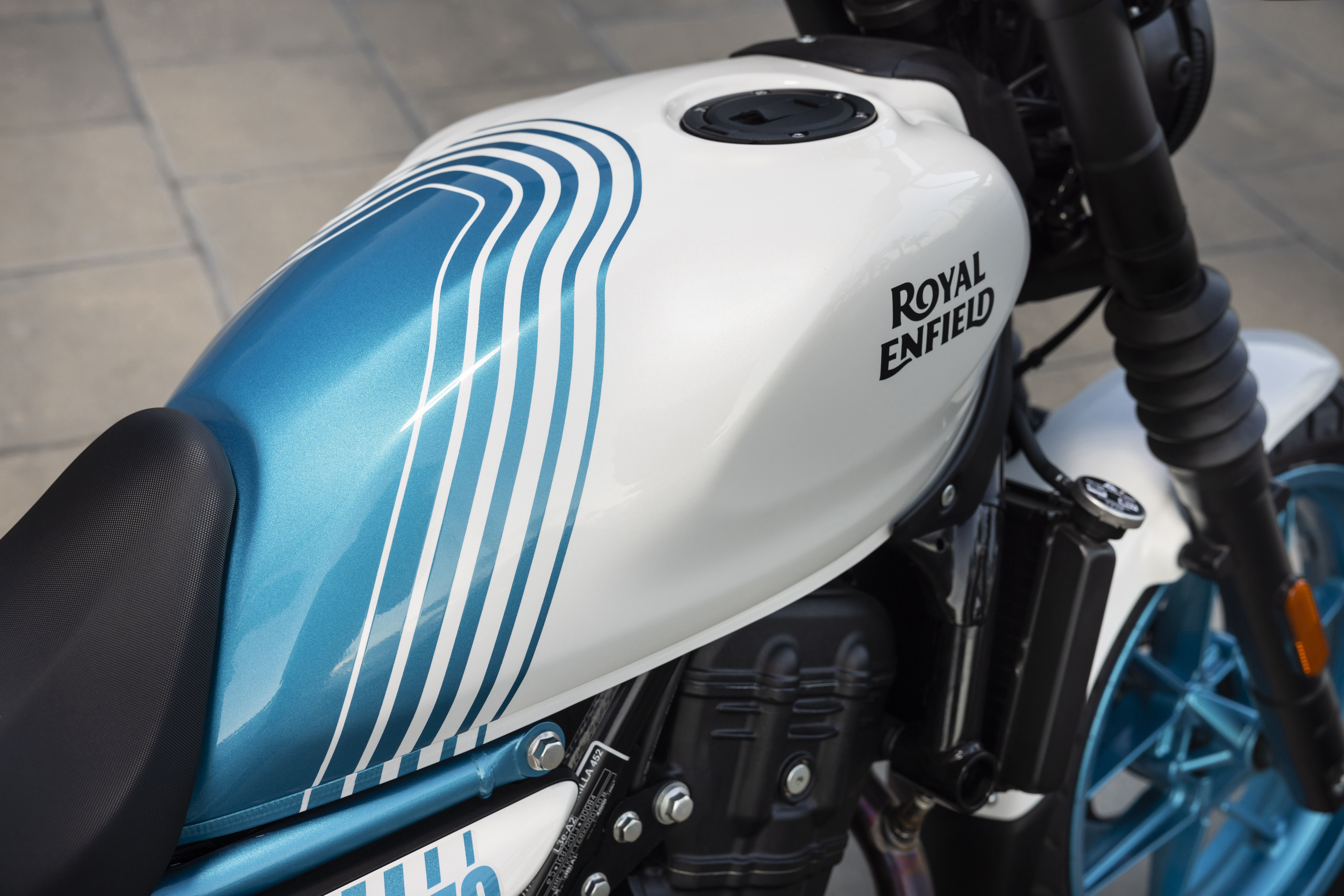 Fotos Royal Enfield Guerrilla 450.