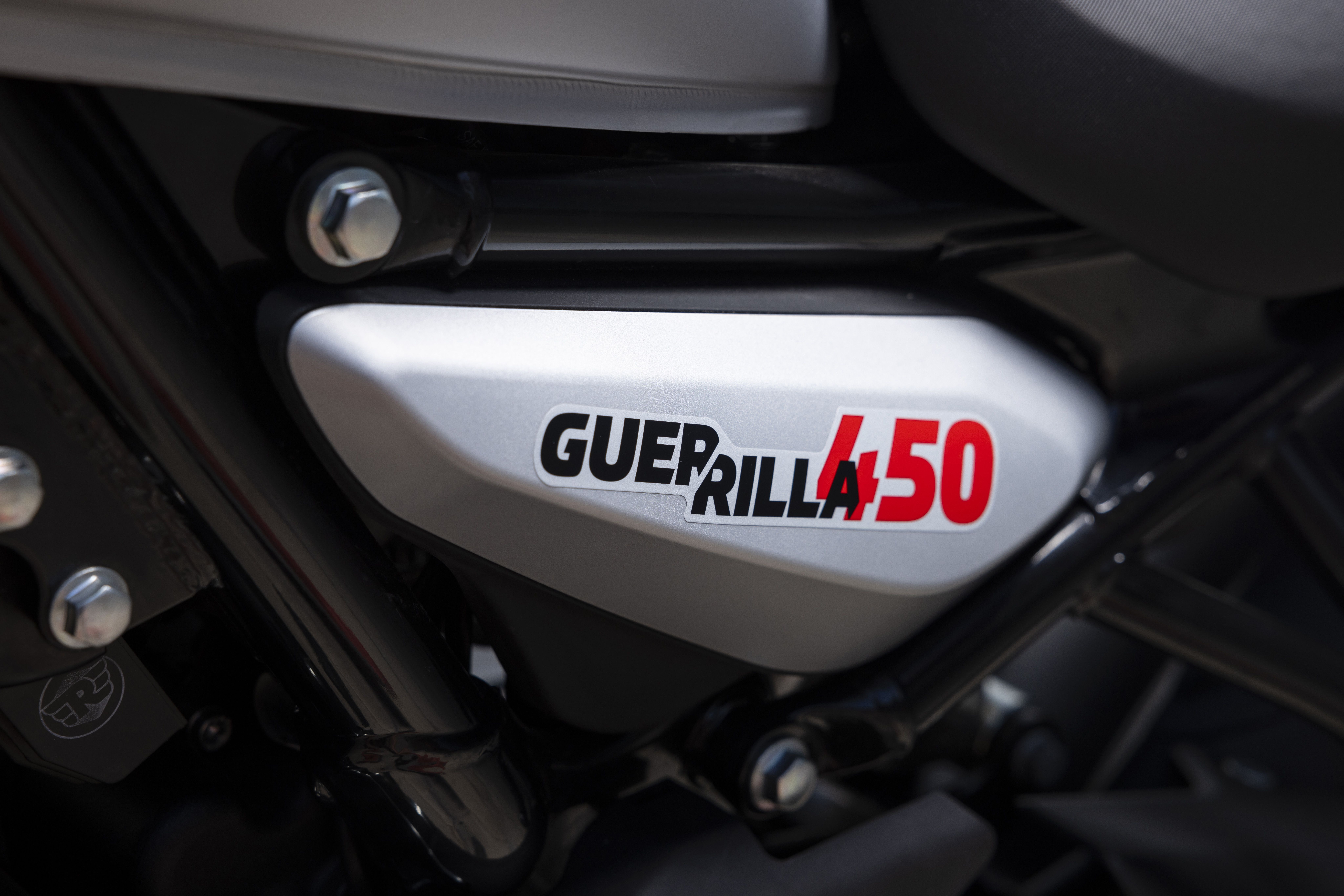 Fotos Royal Enfield Guerrilla 450.
