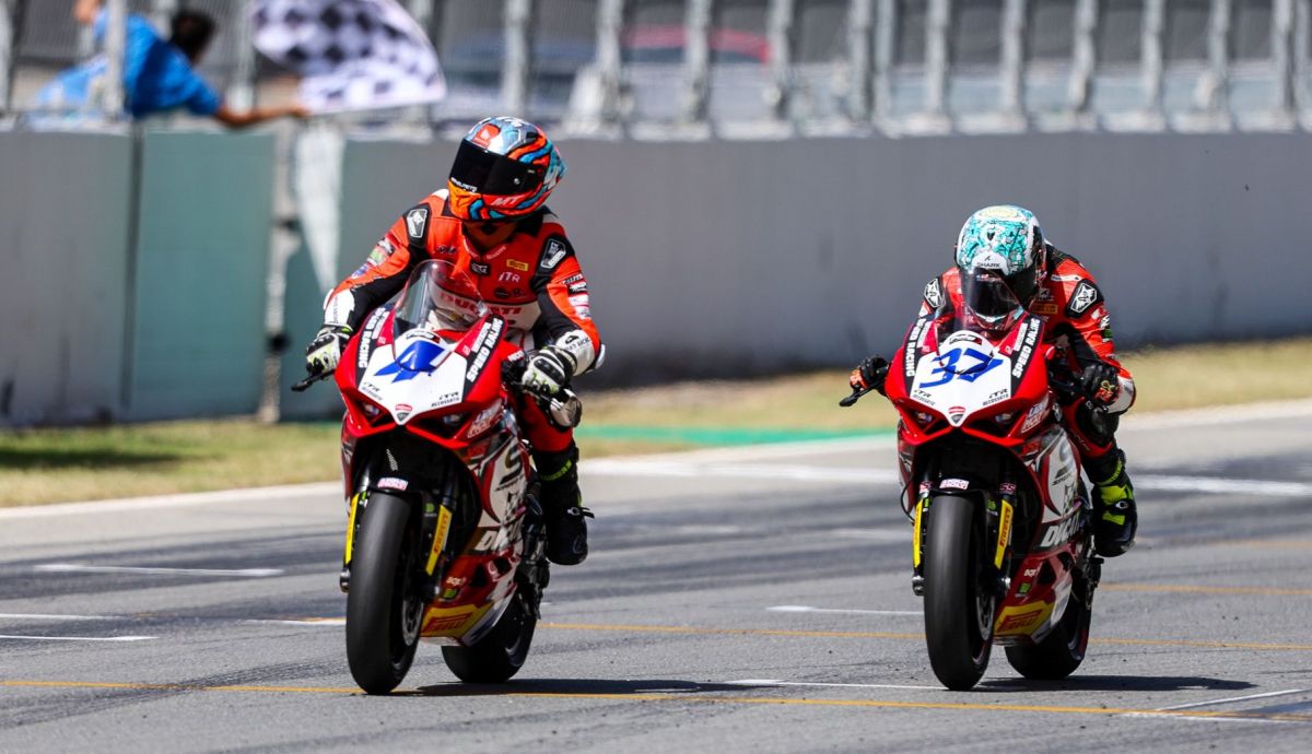Eric Fernández batió a su compañero Mauro González en la primera carrera de Supersport en Catalunya Eric Fernández batió a su compañero Mauro González en la primera carrera de Supersport en Catalunya