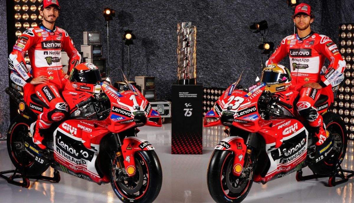 La decoración especial del Ducati Lenovo para el 75 aniversario de MotoGP La decoración especial del Ducati Lenovo para el 75 aniversario de MotoGP