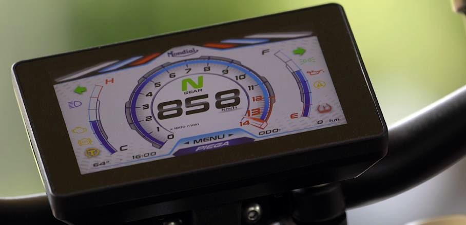 FB Mondial Piega 452 detalles (1)