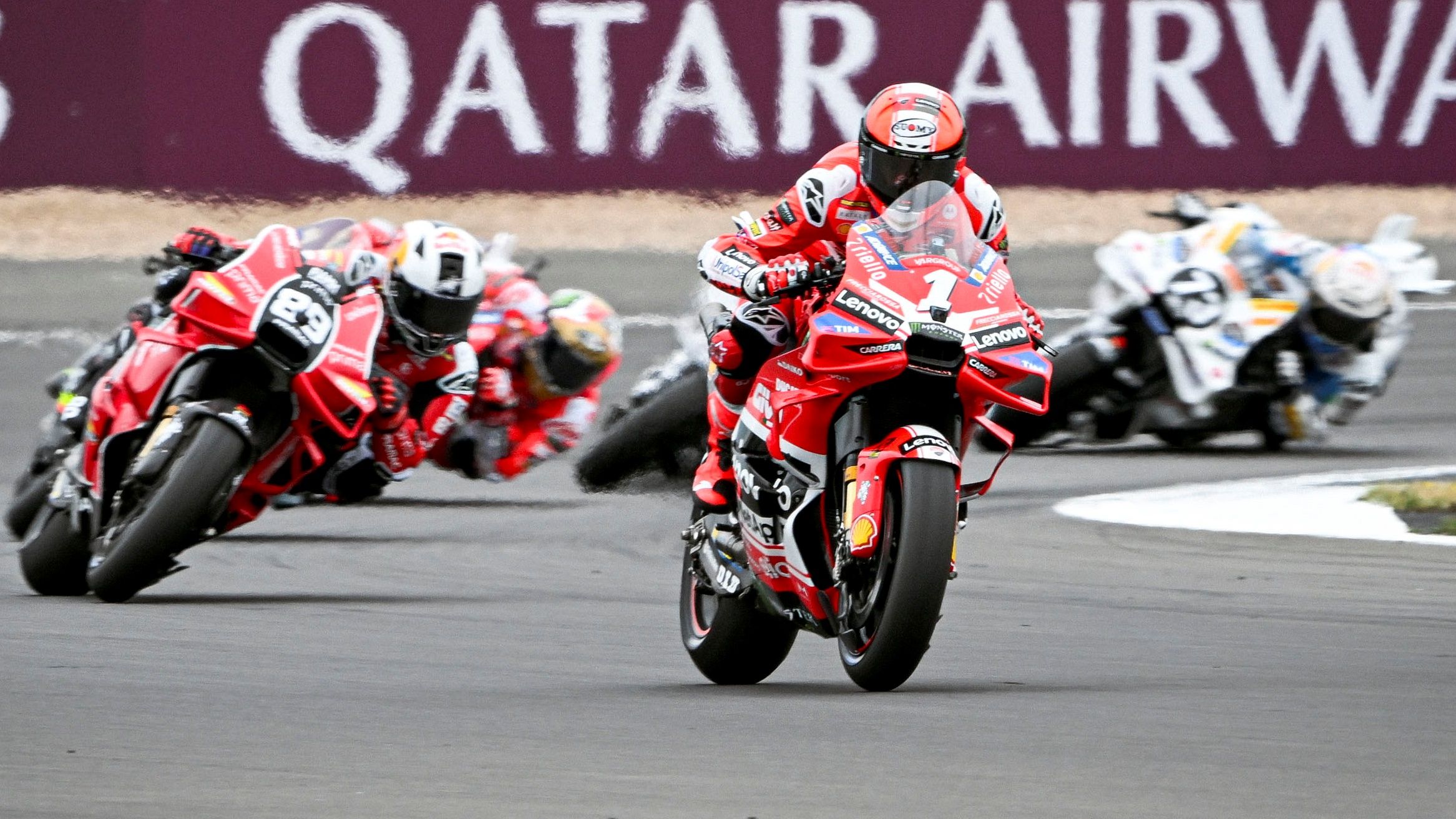 Pecco Bagnaia comanda por delante de Jorge Martín, MotoGP Silverstone 2024