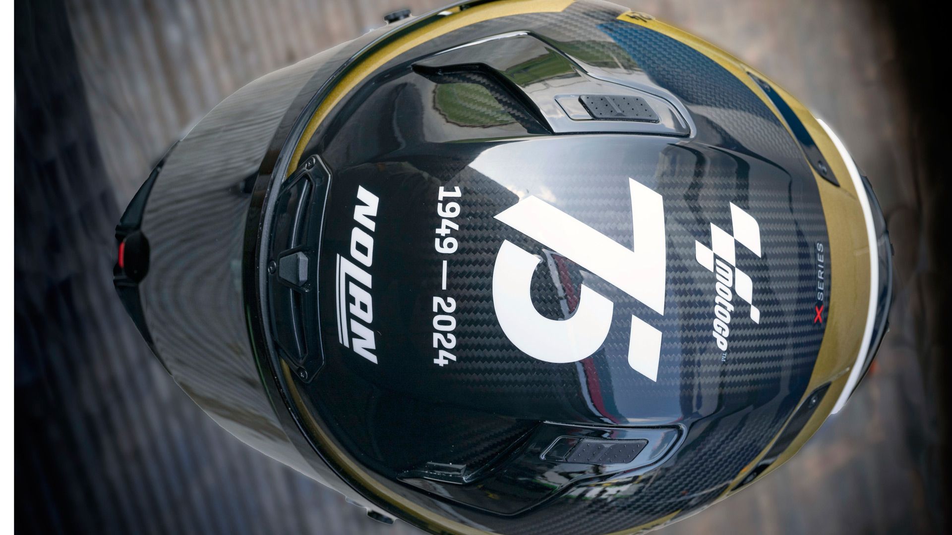 Nolan 75 Aniversario MotoGP (8)