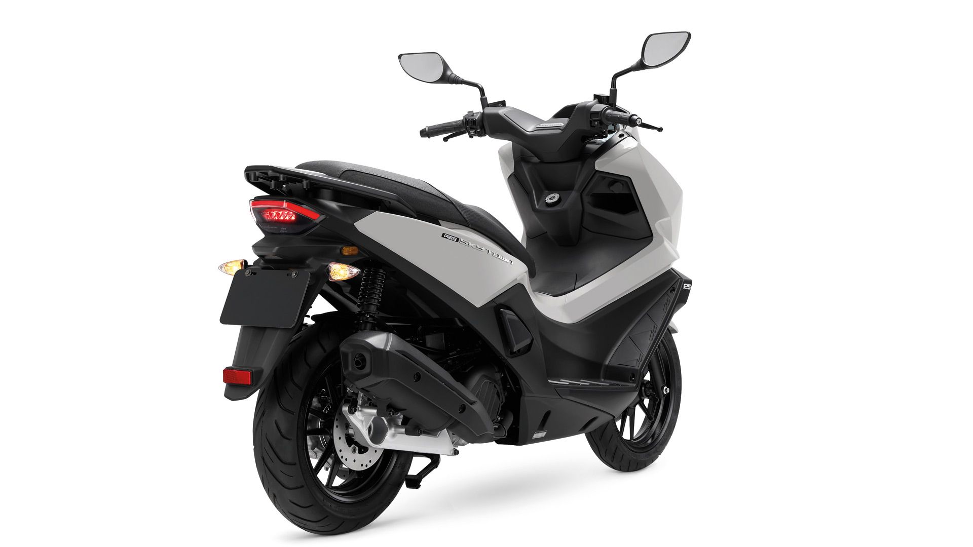KYMCO SkyTown 125 ABS 2024 Estudio (22)
