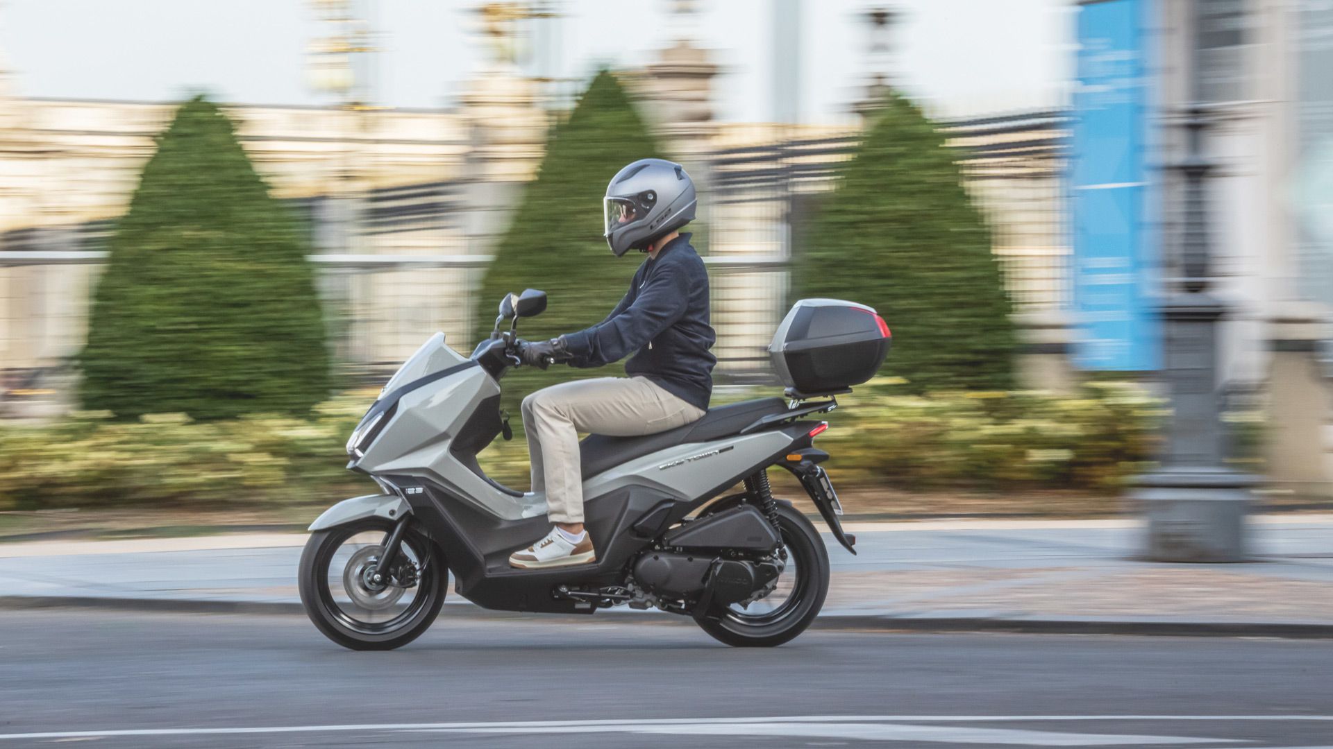 KYMCO Sky Town 125 ABS 2024 Acción (2)