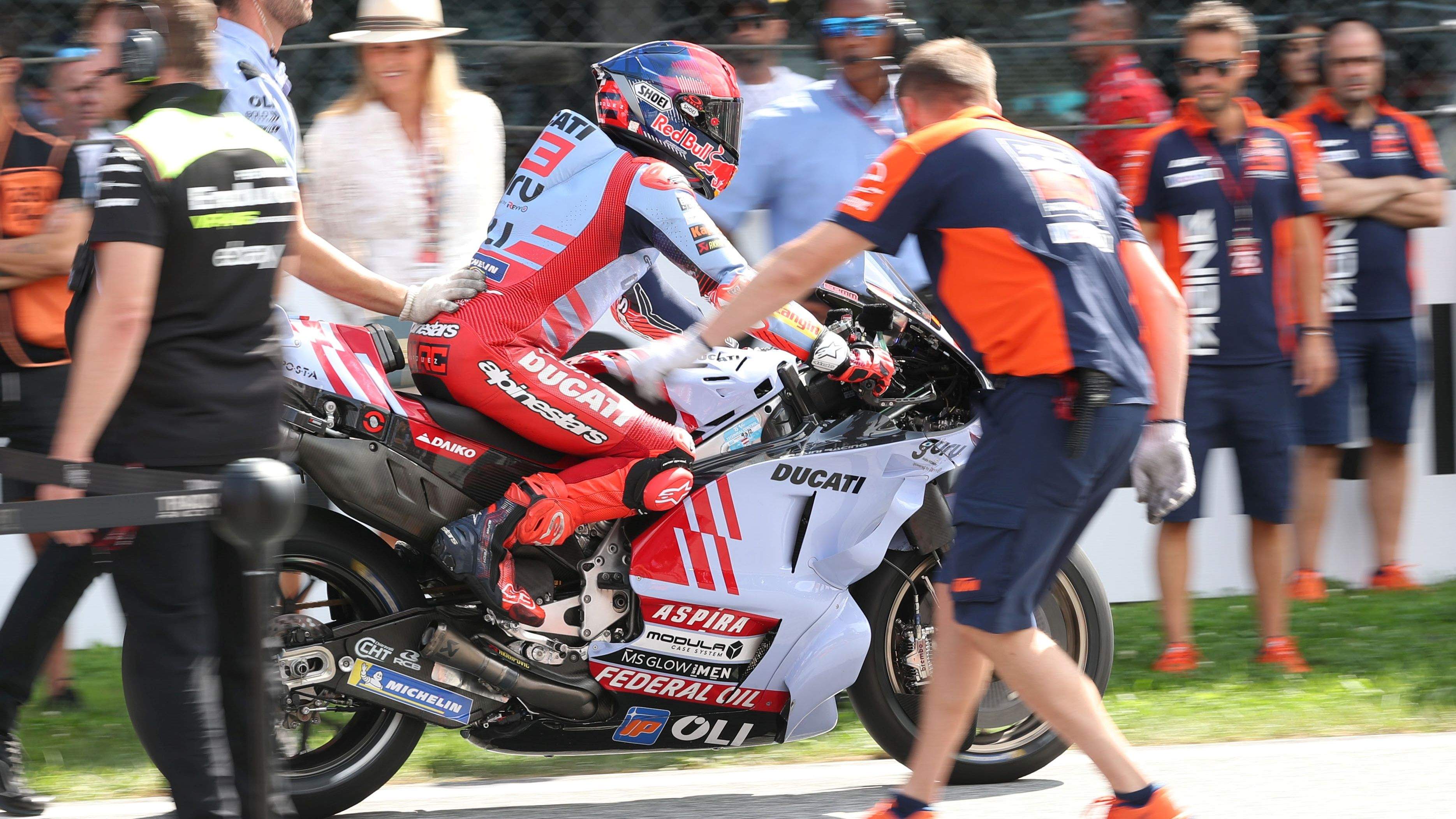 Marc Márquez ha caído en el Sprint de Austria