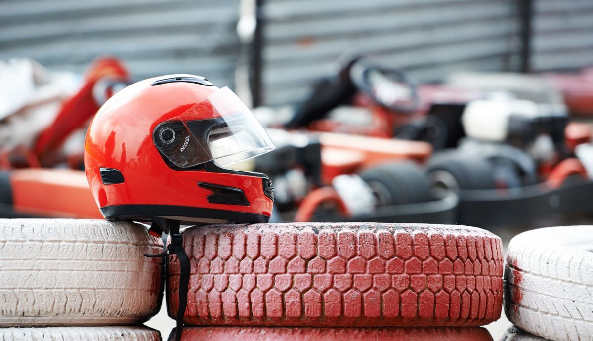 Cómo elegir el casco de moto ideal para el verano