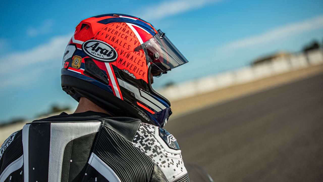 Arai RX-7V EVO Maverick